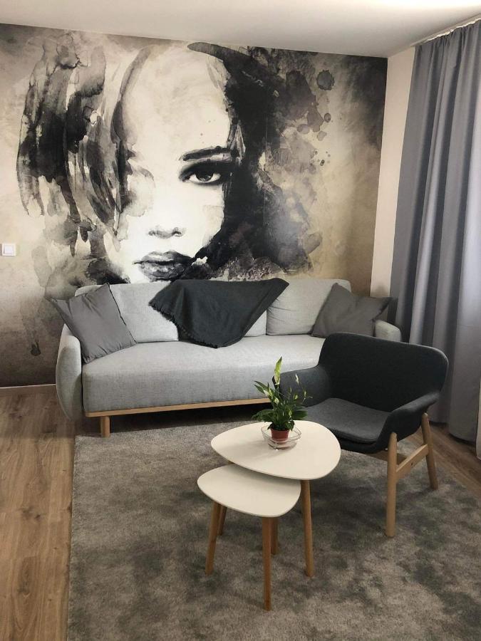 Brill Hotel Békéscsaba Extérieur photo